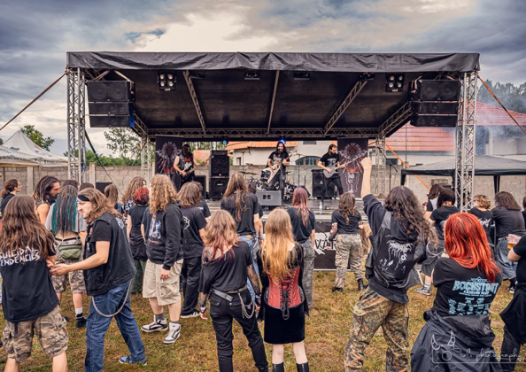 Picture of Shrine of Eligos in concert taken by Iuliana Pasca