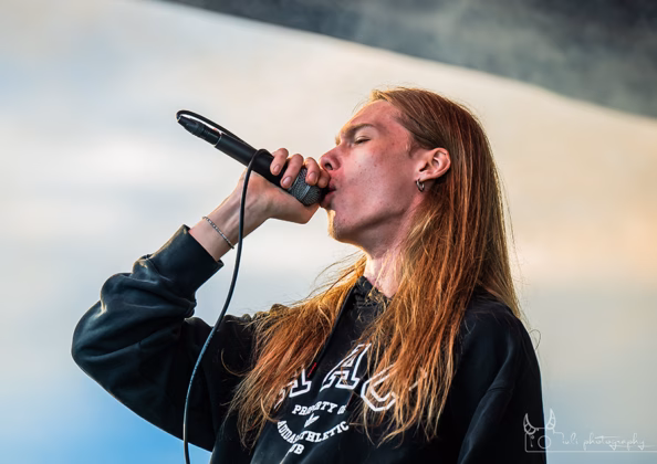 Picture of Gnoj in concert taken by Iuliana Pasca