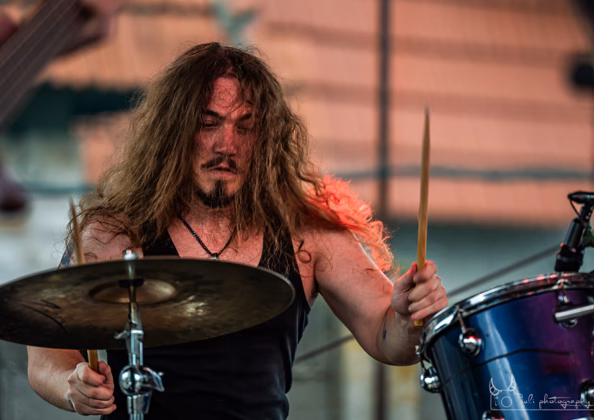 Picture of Gnoj in concert taken by Iuliana Pasca
