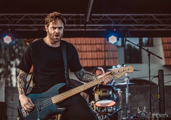 Picture of Throne in concert taken by Iuliana Pasca