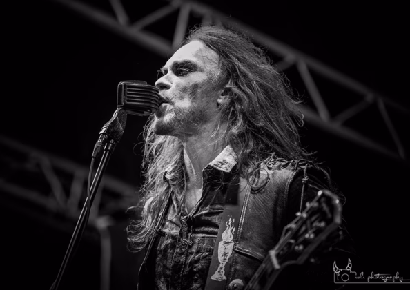 Picture of Ensanguinate in concert taken by Iuliana Pasca