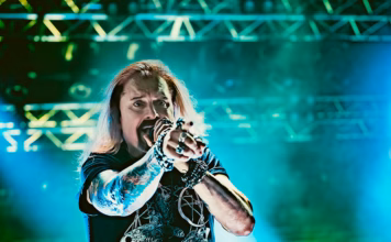 Picture of Dream Theater in concert taken by Iuliana Pasca