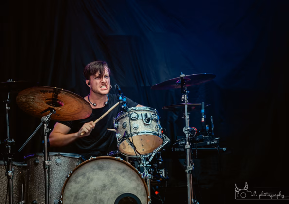 Picture of Sylvaine in concert taken by Iuliana Pasca