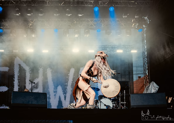 Picture of Eihwar in concert taken by Iuliana Pasca