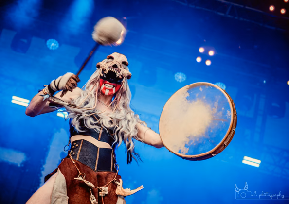 Picture of Eihwar in concert taken by Iuliana Pasca
