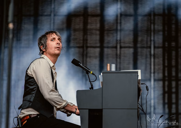 Picture of Sivert Høyem in concert taken by Iuliana Pasca