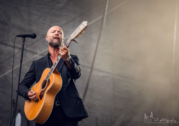 Picture of Sivert Høyem in concert taken by Iuliana Pasca