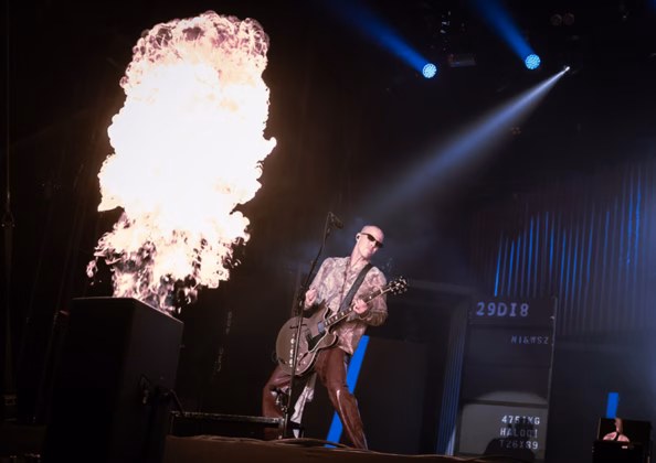 A picture of Haloo Helsinki! in concert taken by Juha Oksa