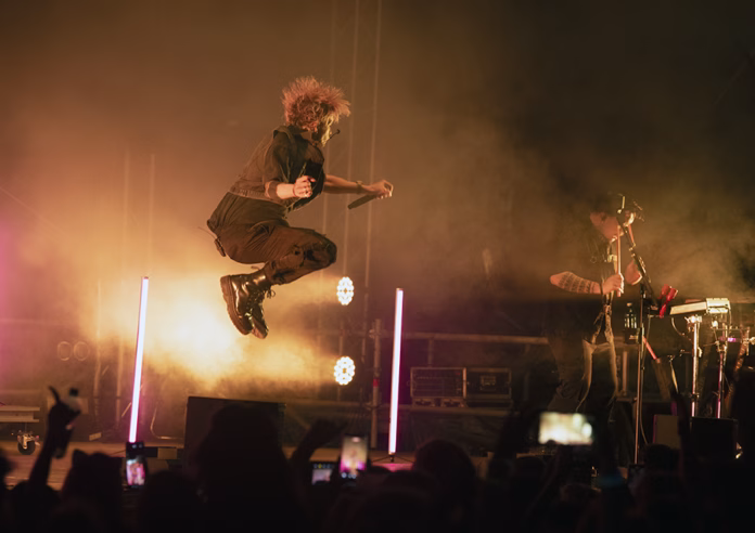 Pictures of Baby Lasagna in concert taken by David Gasson