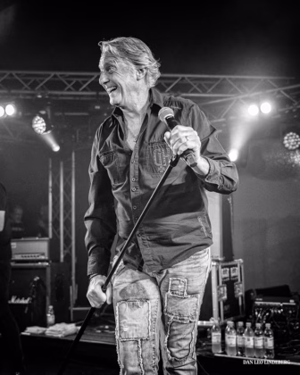 A picture of FM in concert taken by Dan Leo Lindeberg