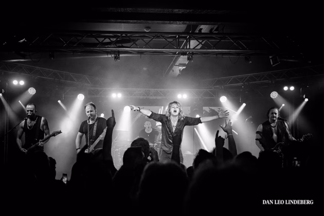 Picture of Kissin' Dynamite in concert taken by Dan Leo Lindeberg
