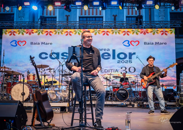 Picture of Old Ones in concert taken by Iuliana Pasca