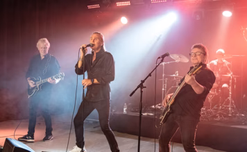 Picture of Arrow in concert taken by Lennart Håård