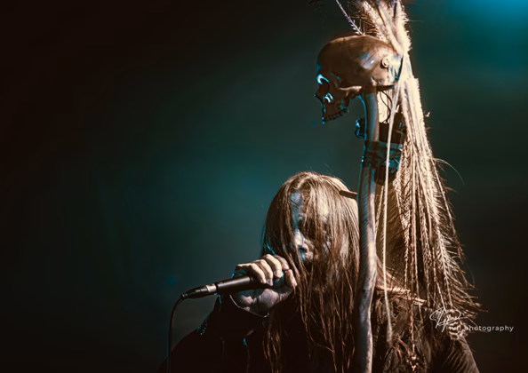 Picture of Guru in concert taken by Iuliana Pasca