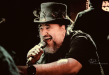 Picture of Hteththemeth in concert taken by Iuliana Pasca