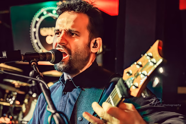 Picture of Hteththemeth in concert taken by Iuliana Pasca