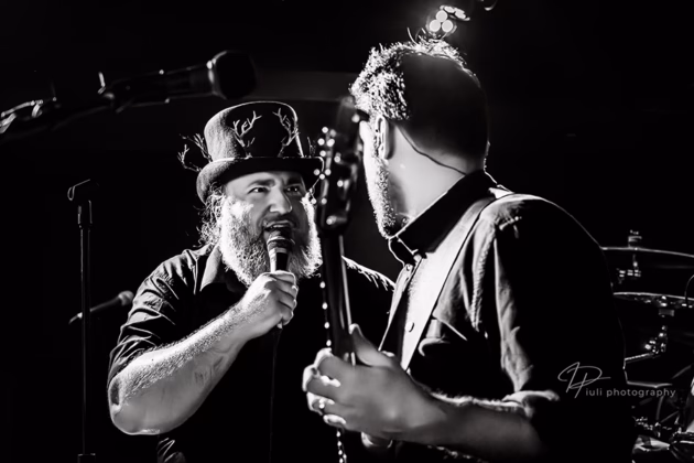 Picture of Hteththemeth in concert taken by Iuliana Pasca