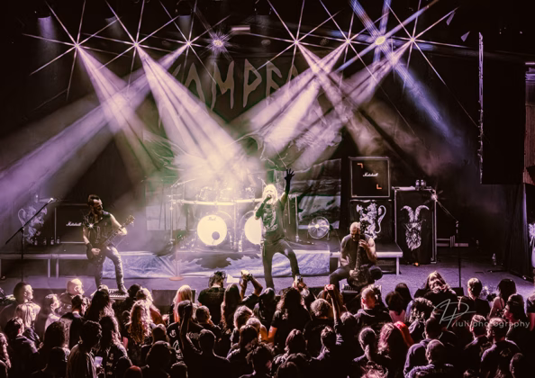 A picture of Kampfar in concert taken by Iuliana Pasca