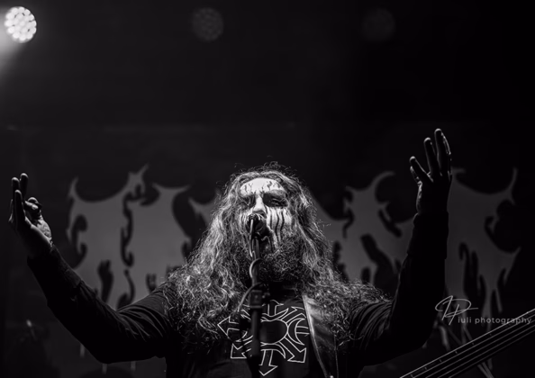 Picture of Arkona in concert taken by Iuliana Pasca