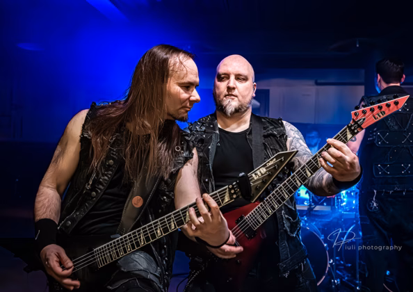 Picture of Wolfchant in concert taken by Iuliana Pasca