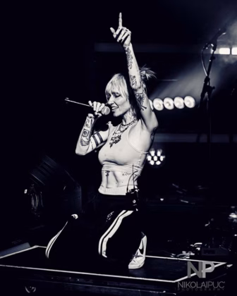 Picture of Lights in concert taken by Nikolai Puc