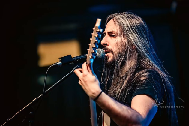 Picture of Belore in concert taken by Iuliana Pasca