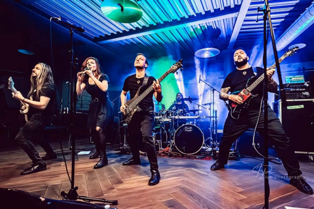 Picture of Belore in concert taken by Iuliana Pasca