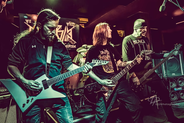 Picture of Crumble in concert taken by Iuliana Pasca