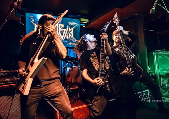 Picture of Crumble in concert taken by Iuliana Pasca