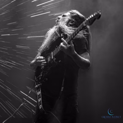 Picture of Rick Jackett in concert taken by Natasha Bellemare