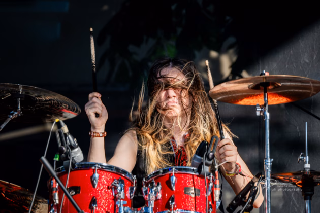 A picture of An Theos in concert taken by Iuliana Pasca
