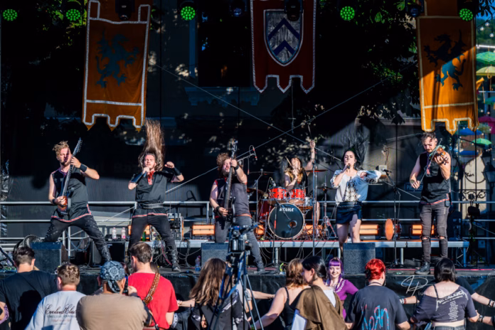 A picture of An Theos in concert taken by Iuliana Pasca