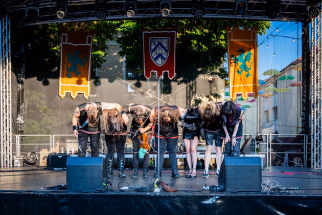 A picture of An Theos in concert taken by Iuliana Pasca