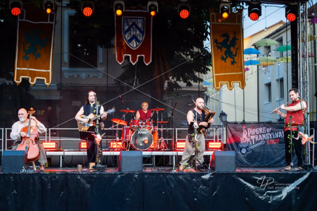 Picture of Cimpoierii din Transilvania in concert taken by Iuliana Pasca