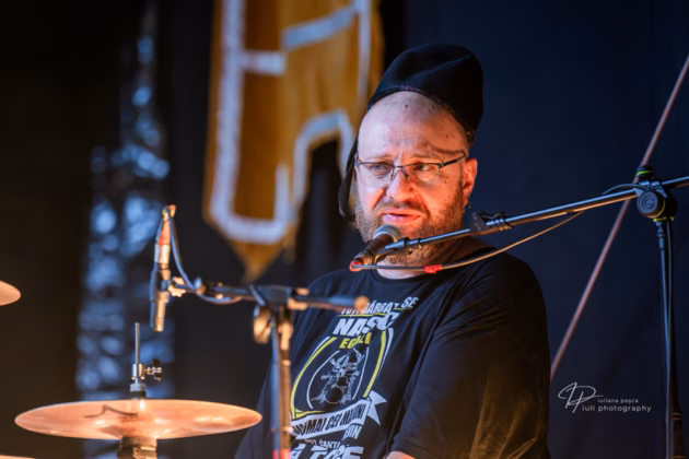 A picture of Nightlosers in concert taken by Iuliana Pasca