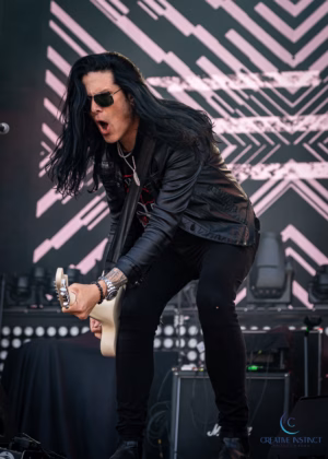 Picture of Touqe in concert taken by Natasha Bellemare