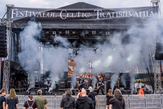 A picture of Sonic Overload in concert taken by Iuliana Pasca