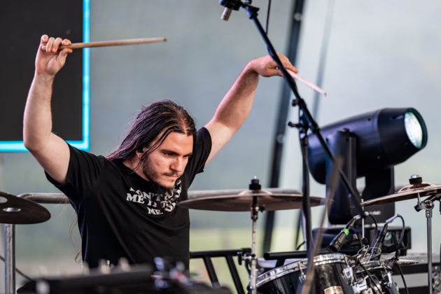 A picture of Risen From Ashes in concert taken by Iuliana Pasca