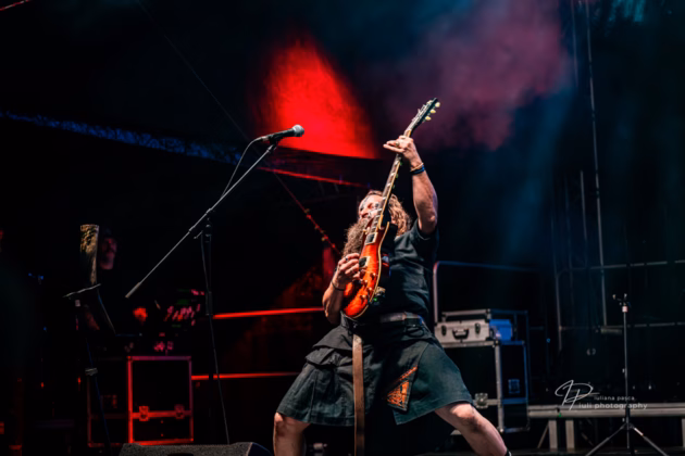 A picture of Gwydion in concert taken by Iuliana Pasca