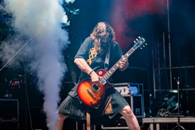 A picture of Gwydion in concert taken by Iuliana Pasca