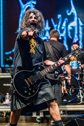 A picture of Gwydion in concert taken by Iuliana Pasca