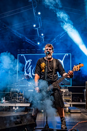 A picture of Gwydion in concert taken by Iuliana Pasca