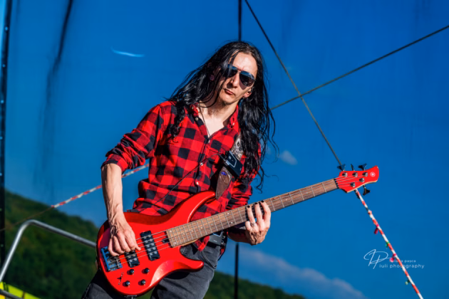A picture of Katharein in concert taken by Iuliana Pasca