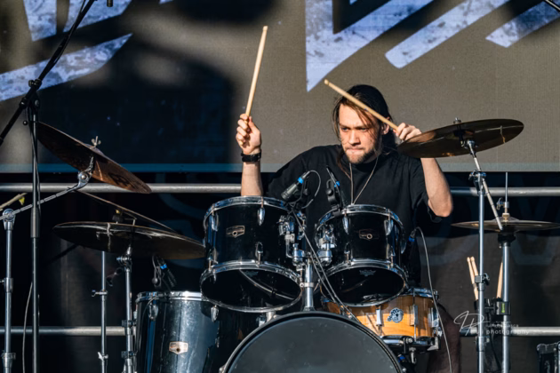 A picture of Underwaves in concert taken by Iuliana Pasca