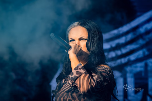 A picture of Underwaves in concert taken by Iuliana Pasca