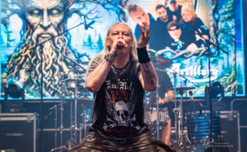 A picture of Artillery in concert taken by Iuliana Pasca