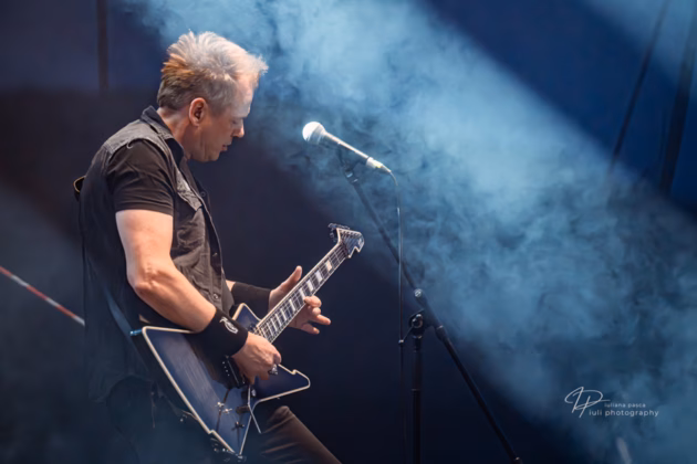 A picture of Artillery in concert taken by Iuliana Pasca