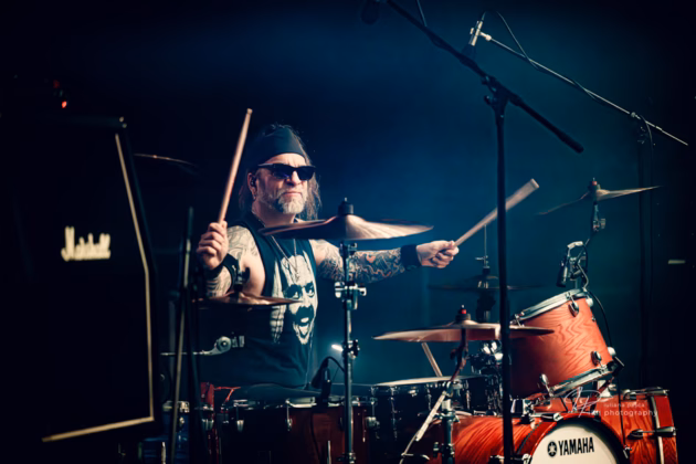 A picture of Bonfire in concert taken by Iuliana Pasca