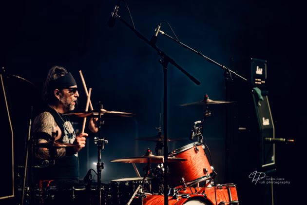 A picture of Bonfire in concert taken by Iuliana Pasca