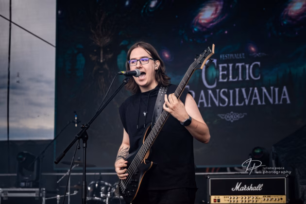 A picture of Hyle in concert taken by Iuliana Pasca